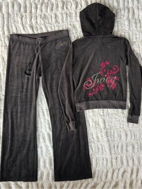 Y2K Vintage Juicy Couture Velour Tracksuit Set Made in USA Grey